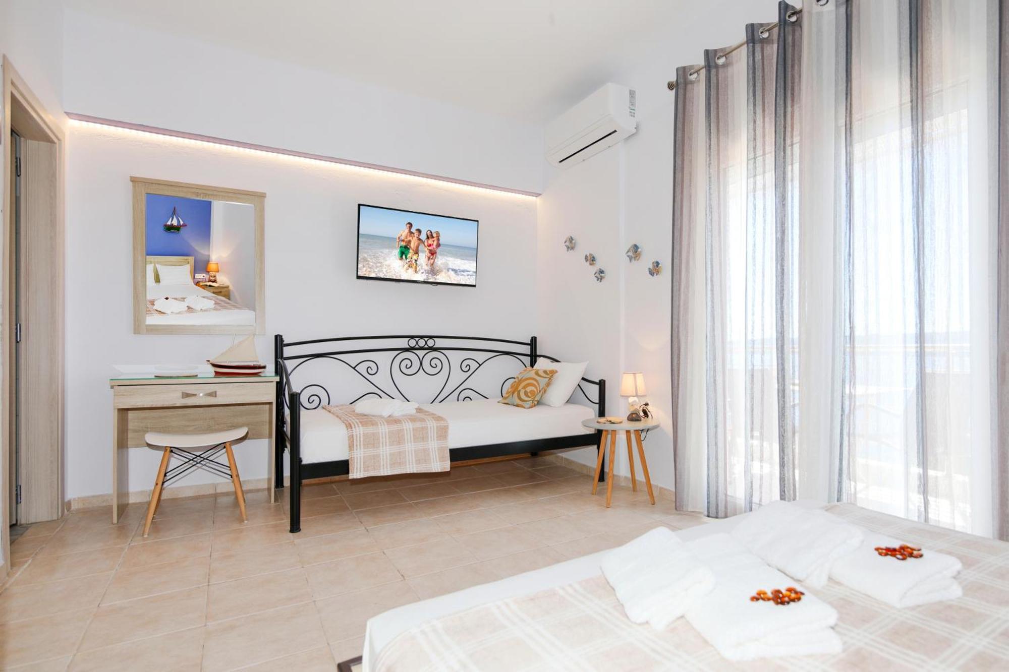 Thea Studios Pyrgadikia Exterior foto